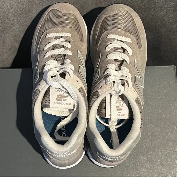 New Balance Women’s Sneakers 574 Gray Size 9 US - Picture 9 of 13